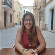 Graduada en Ciencias Ambientals ofrece clases de materias científico-técnicas